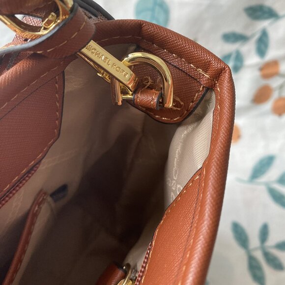 Michael Kors Tote Bag - Picture 9 of 13